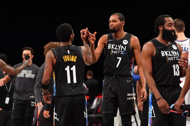 职业生涯14次对阵巴萨，马科斯-略伦特首次取得进球