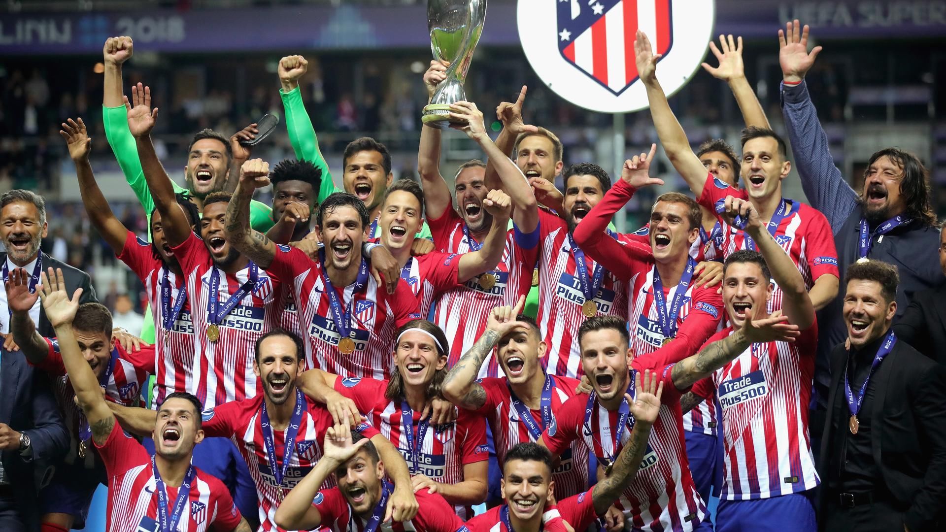 🚨🇸🇦 西汉姆联已向利雅得胜利正式报价巴西门将本托，谈判正在进行中。 来源：转会专家罗马诺