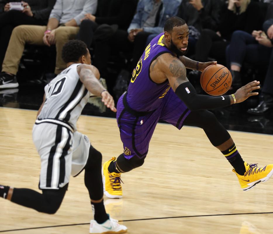 血战麦迪逊！ESPN预测胜率：快船31.5% 四连败的尼克斯68.5%