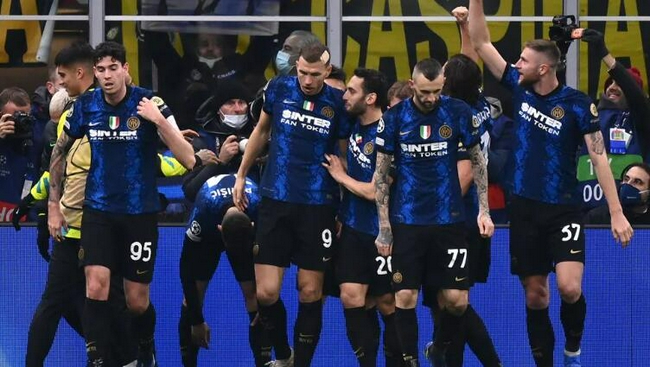 两位超级球星或各奔东西，布克为何宁愿被高估？