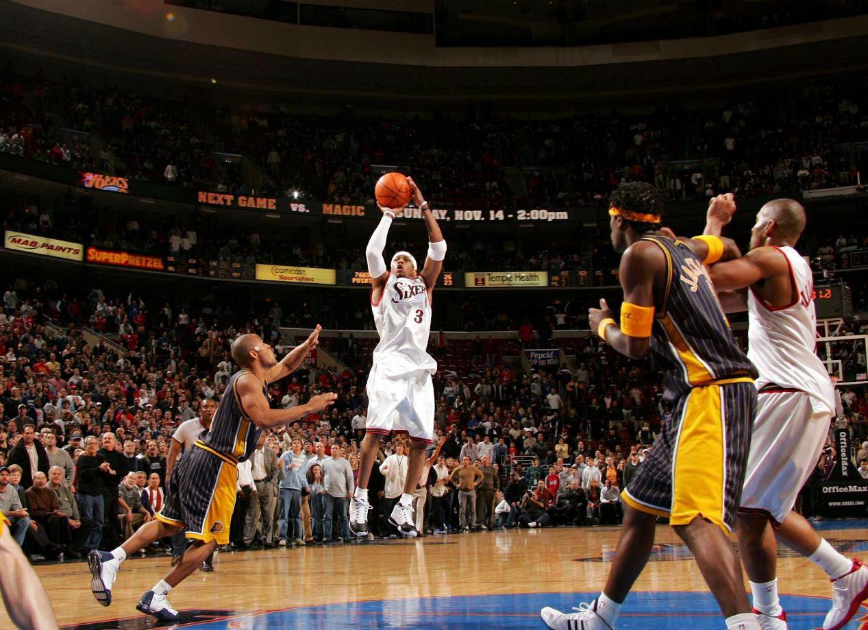 伊布名场面，五名防守球员+一台摄像机，全被他戏耍了一遍#足球