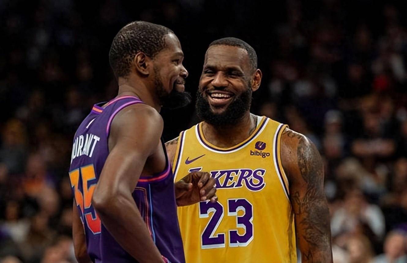 NBA：勇士末节发力 击败雷霆止住颓势