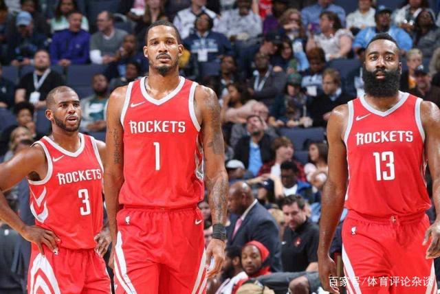 永远的科皇！拜仁在对阵圣保利赛前为科曼补办告别仪式