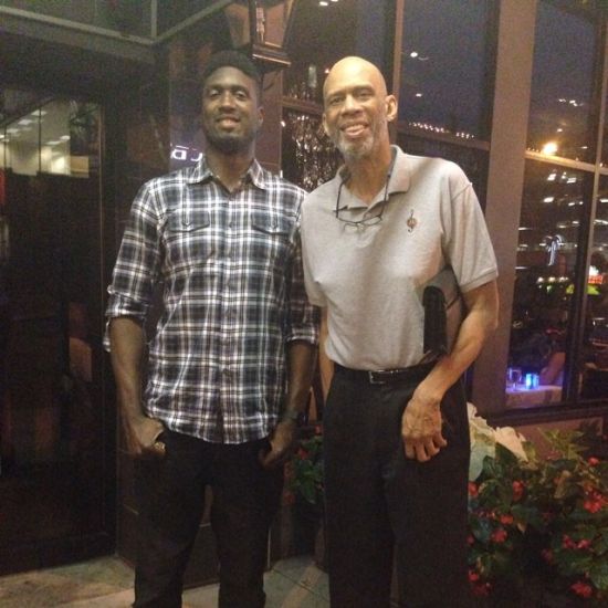 大连球迷给李昂留言寻求“信号”和“定心丸”，李昂点赞了