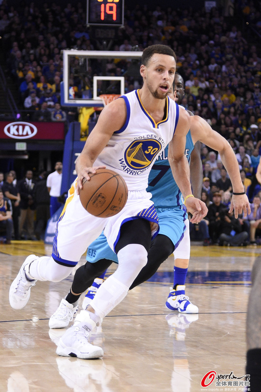 多位名将晋级下一轮