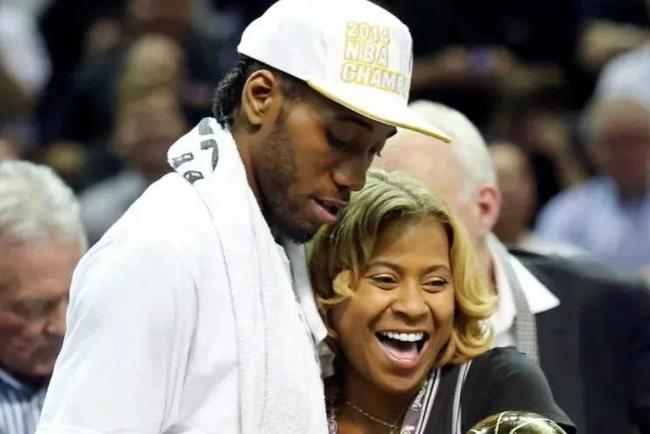 快船本场失分92创赛季新低，在此之前场均失分达118.8