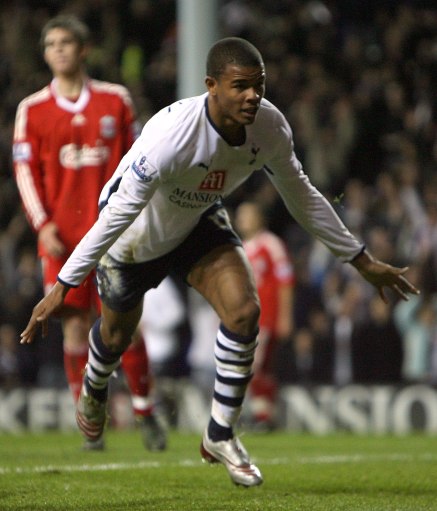 有争议，鲁本-内维斯、马赫雷斯等对C罗的绝杀点球予以嘲讽