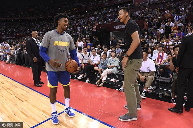 掘金半场4人得分上双，约基奇10分6助攻4篮板