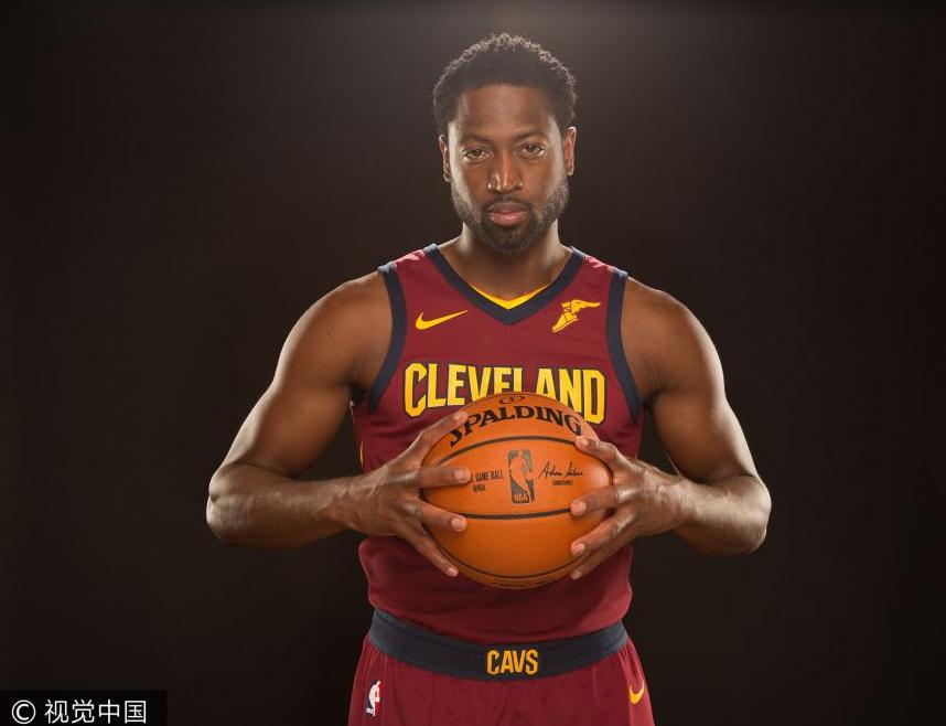 干净又卫生！贝克汉姆晒印度行学习制作美食视频